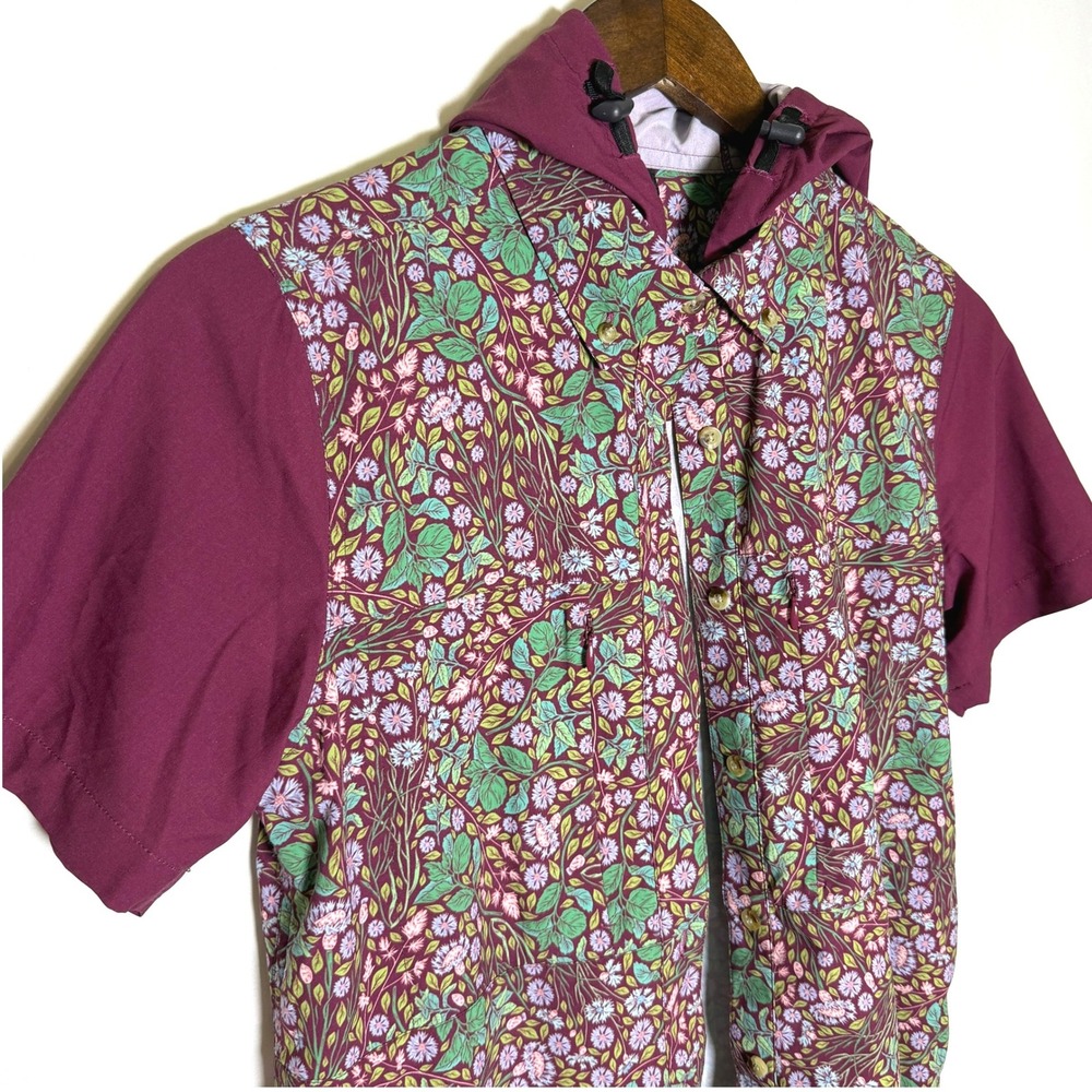 Jolly Gear Triple Crown Button Down Sun Hoodie Womens Small Purple Floral Hiking